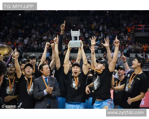 2018年CBA山东队与新疆队激战回顾精彩瞬间与赛季亮点分析