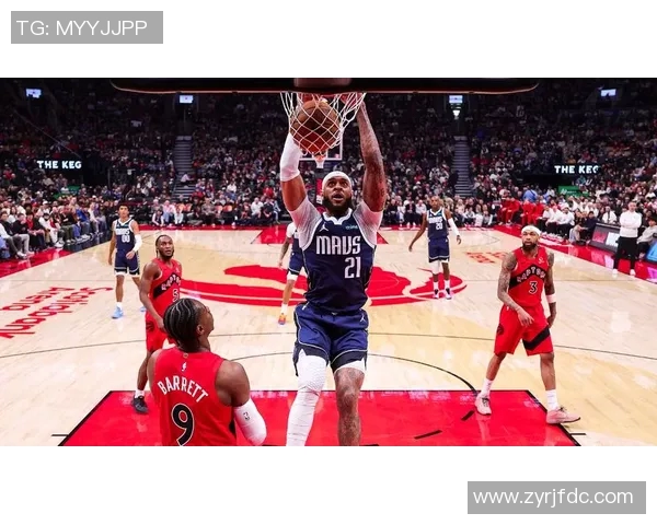 猛龙与独行侠激战正酣NBA赛季精彩对决引发球迷热议 猛龙与独行侠激战正酣NBA赛季精彩对决引发球迷热议