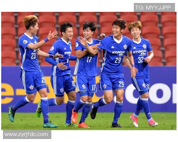 蔚山现代与江原FC激战正酣谁能在这场对决中笑到最后 蔚山现代与江原FC激战正酣谁能在这场对决中笑到最后