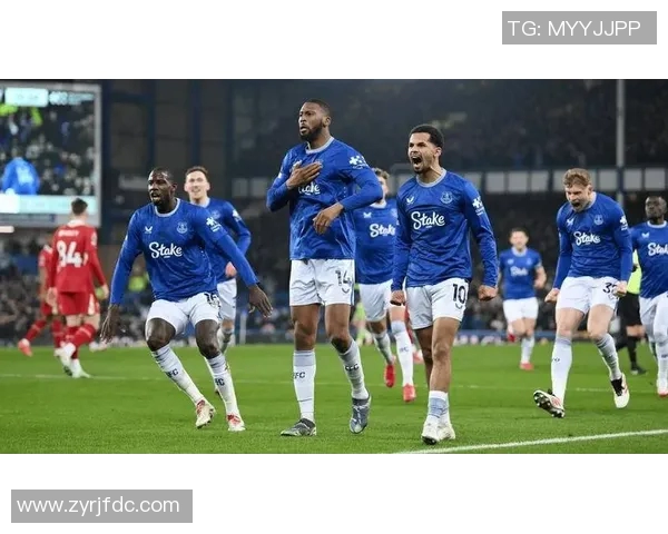 埃弗顿主场迎战李斯特城双方争夺英超宝贵积分之战