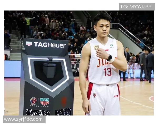 姜宇星：在音乐与梦想的旅途中绽放光芒的年轻才俊